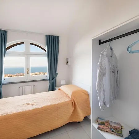 Sorrentovibes - Sea View Rooftop With Jacuzzi & Garden Holiday home Sorrento