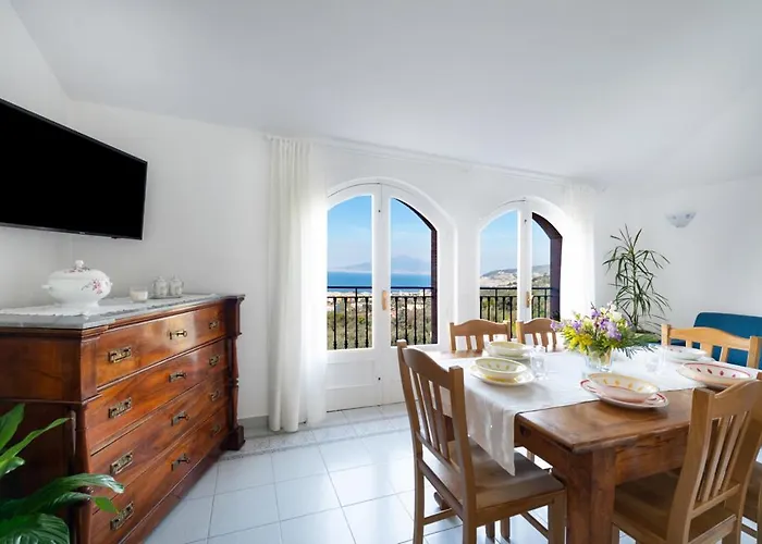 Sorrentovibes - Sea View Rooftop With Jacuzzi & Garden Feriehus