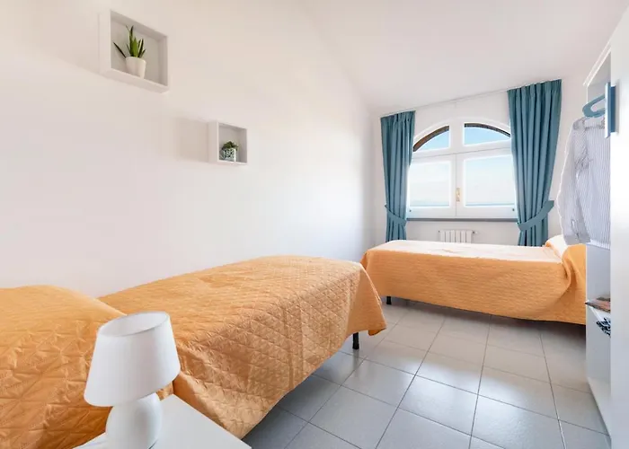 Sorrentovibes - Sea View Rooftop With Jacuzzi & Garden Feriehus *
