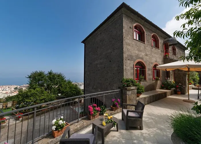 Sorrentovibes - Sea View Rooftop With Jacuzzi & Garden Feriehus Sorrento
